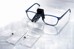 Clip con lentes de acrílico óptico con aumentos 1.5X, 2.5X y 3.5X, tamaño 7.4 cm x 2.8 cm, ideal para precisión visual