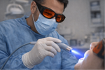 Gafas dentales con filtro naranja compatibles con lámparas LED de fotocurado y luz UV en Madrid