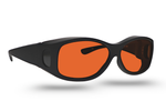gafas de protección dental con filtro naranja para reducir luz azul en procedimientos clínicos en Madrid